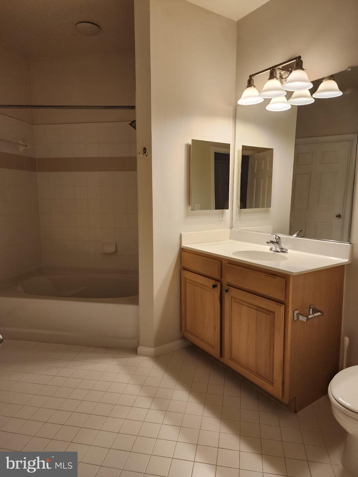 2301 25TH STREET S 4-108