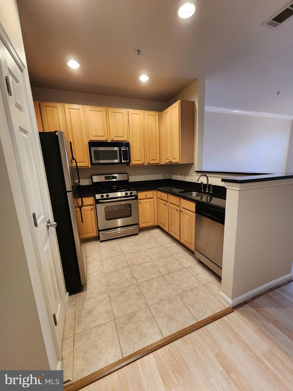 2301 25TH STREET S 4-108