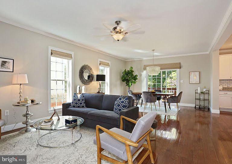 1106 S EMERSON STREET