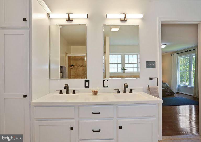 1106 S EMERSON STREET