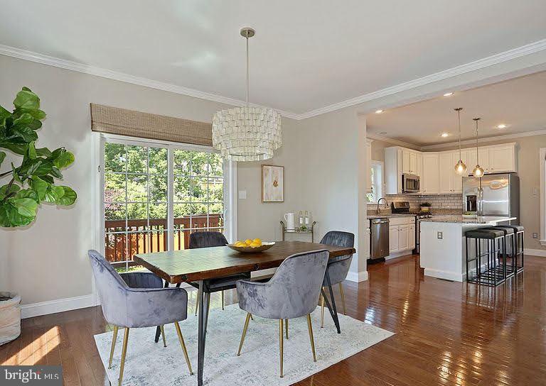 1106 S EMERSON STREET