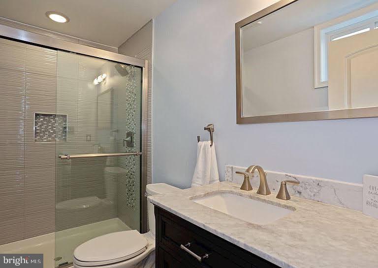 1106 S EMERSON STREET