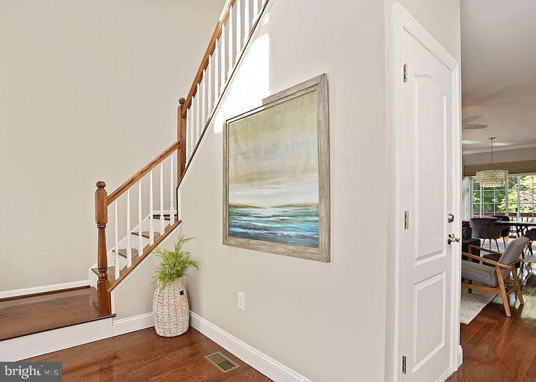 1106 S EMERSON STREET