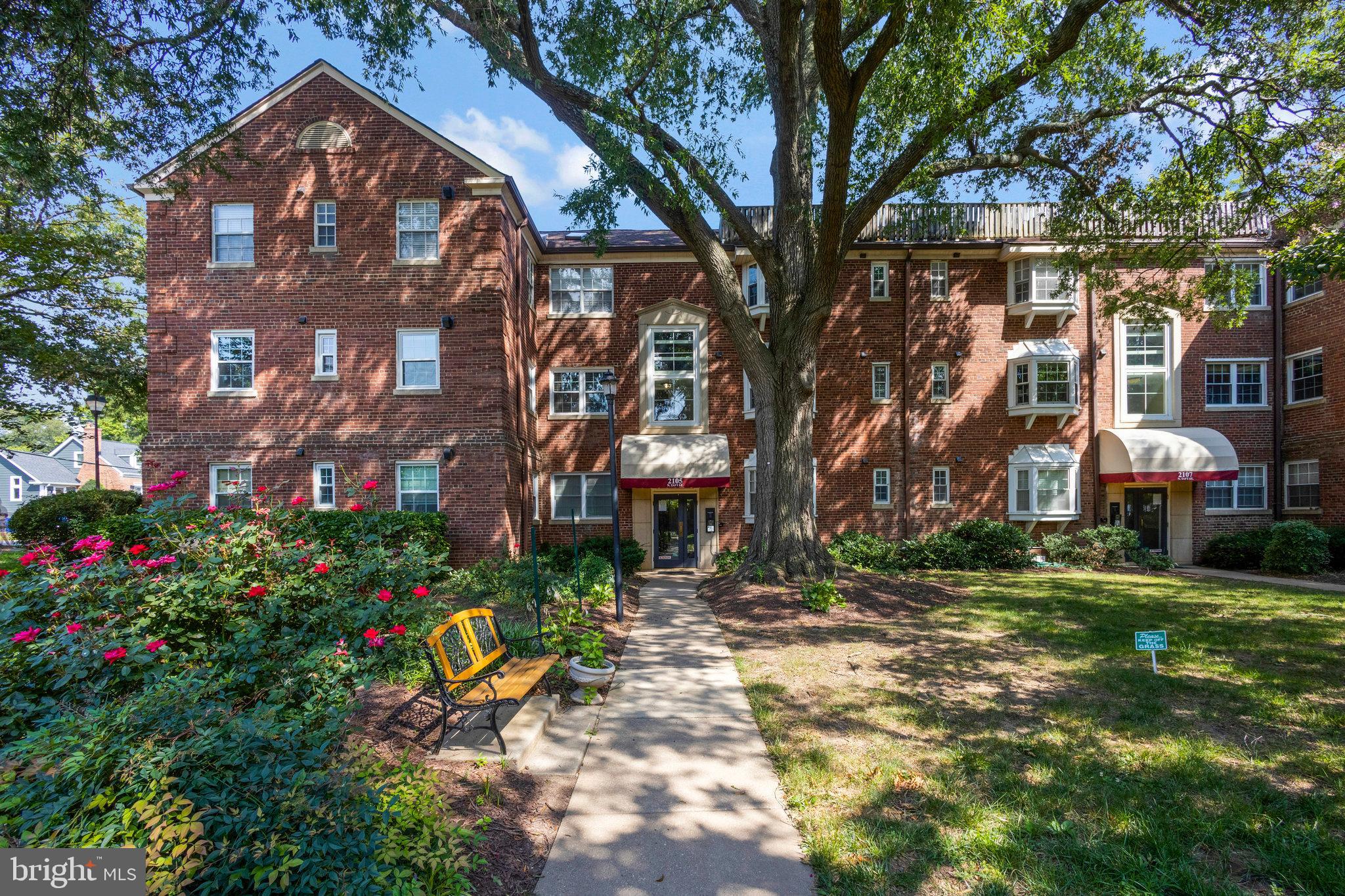 2105 N TAFT STREET 4