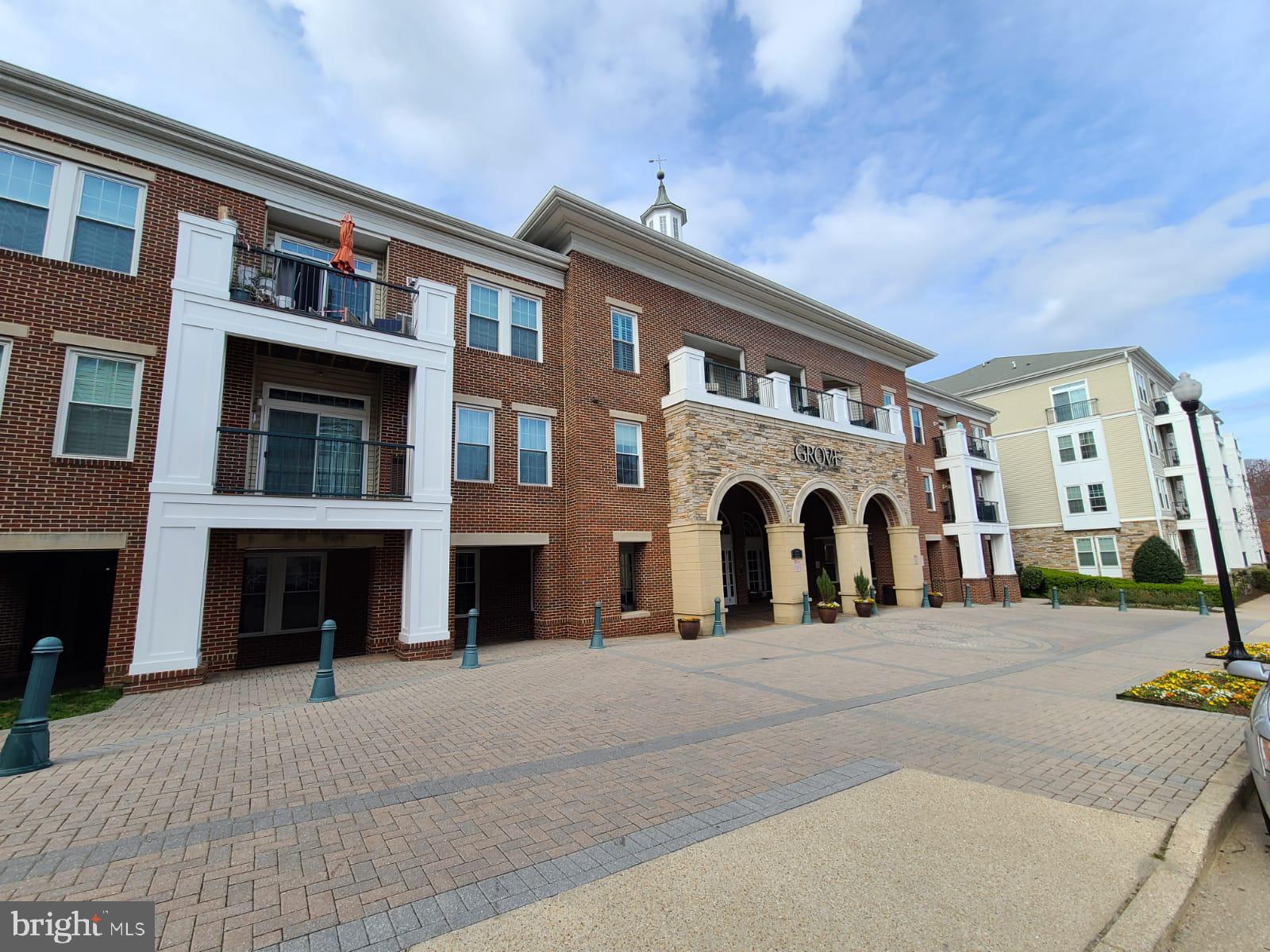 2301 25TH STREET S 4-208