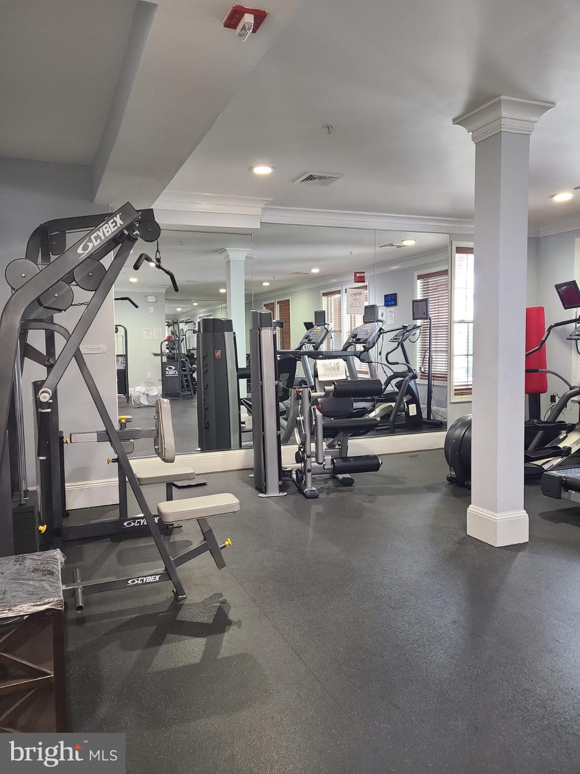 2301 25TH STREET S 4-208