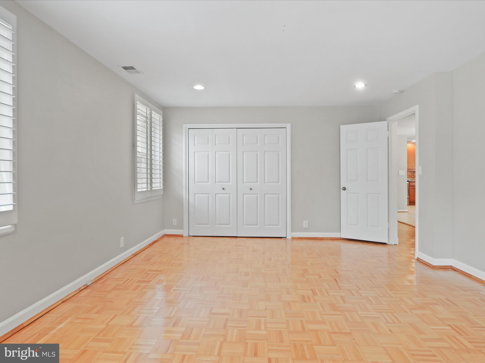 2941 S COLUMBUS STREET B2