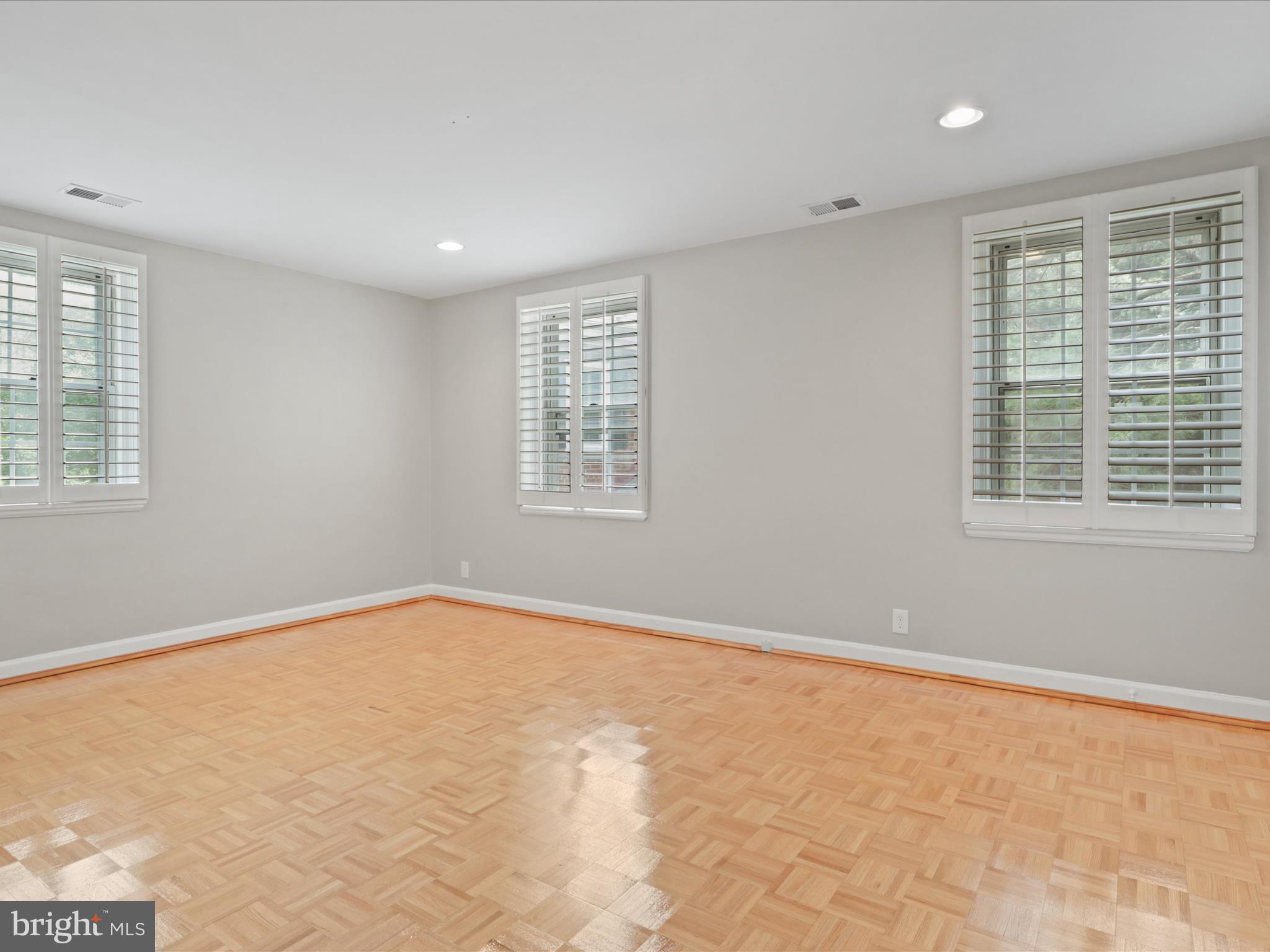 2941 S COLUMBUS STREET B2