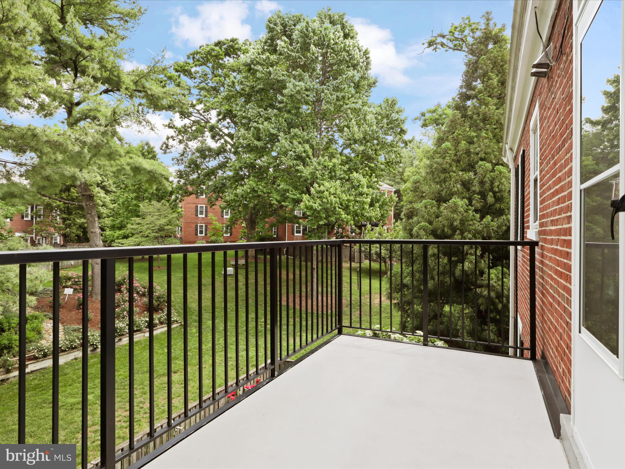 2941 S COLUMBUS STREET B2