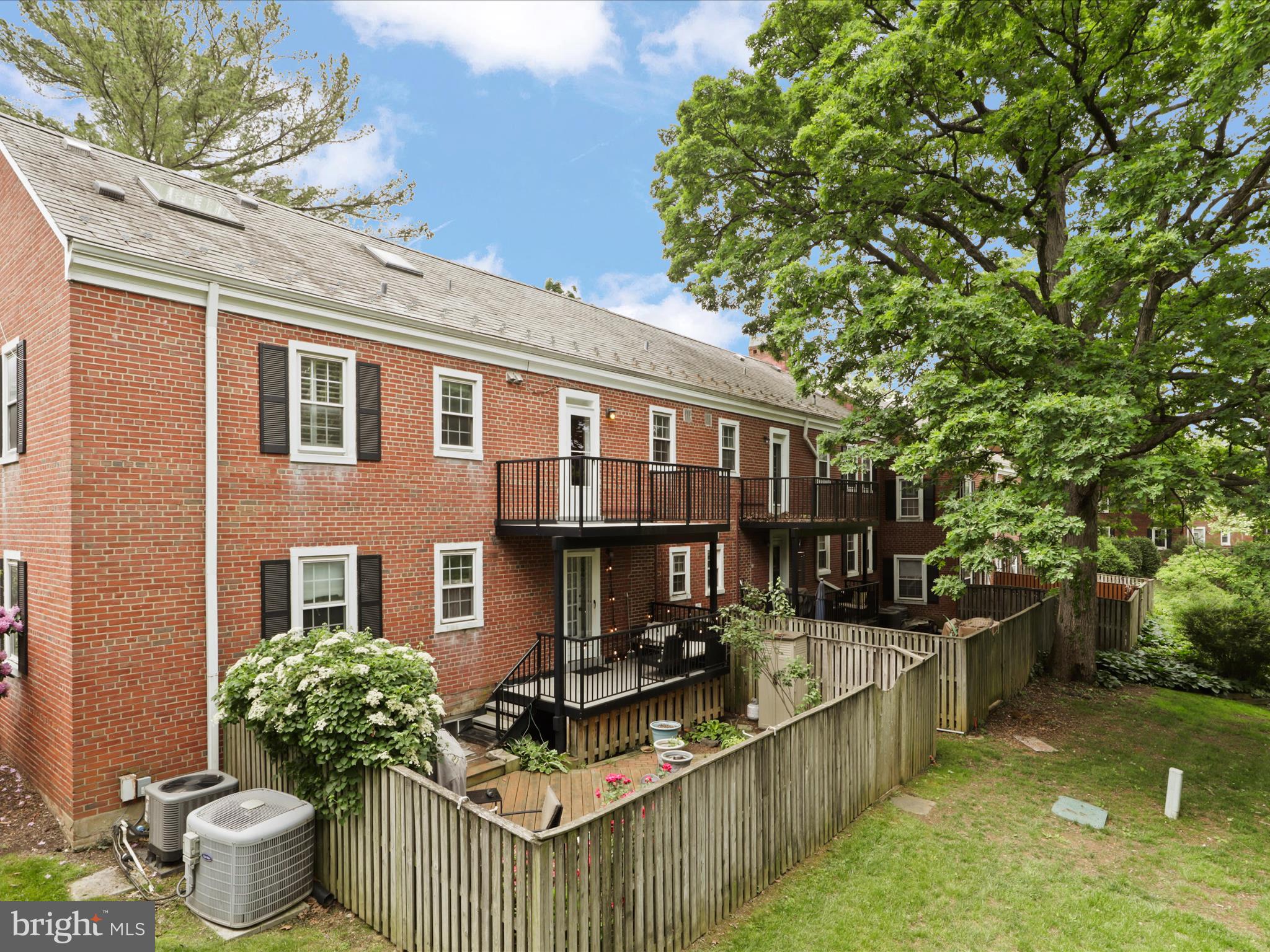 2941 S COLUMBUS STREET B2