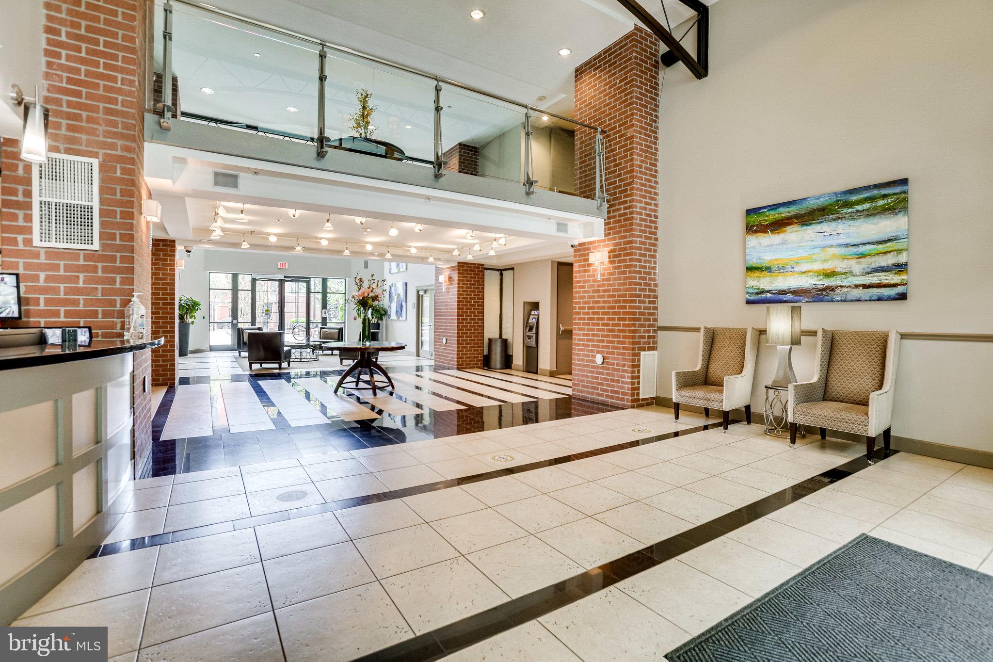 1021 N GARFIELD STREET 446