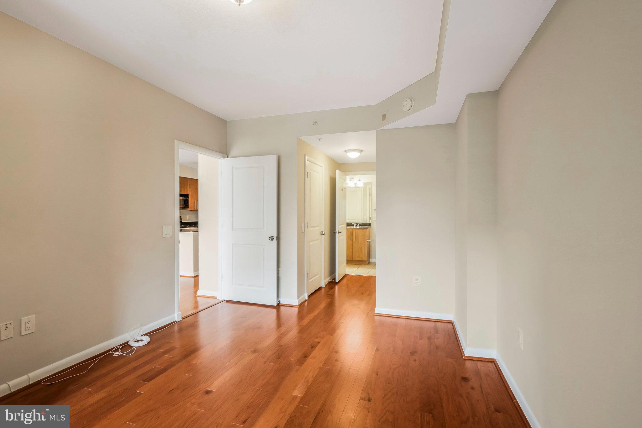 1021 N GARFIELD STREET 446