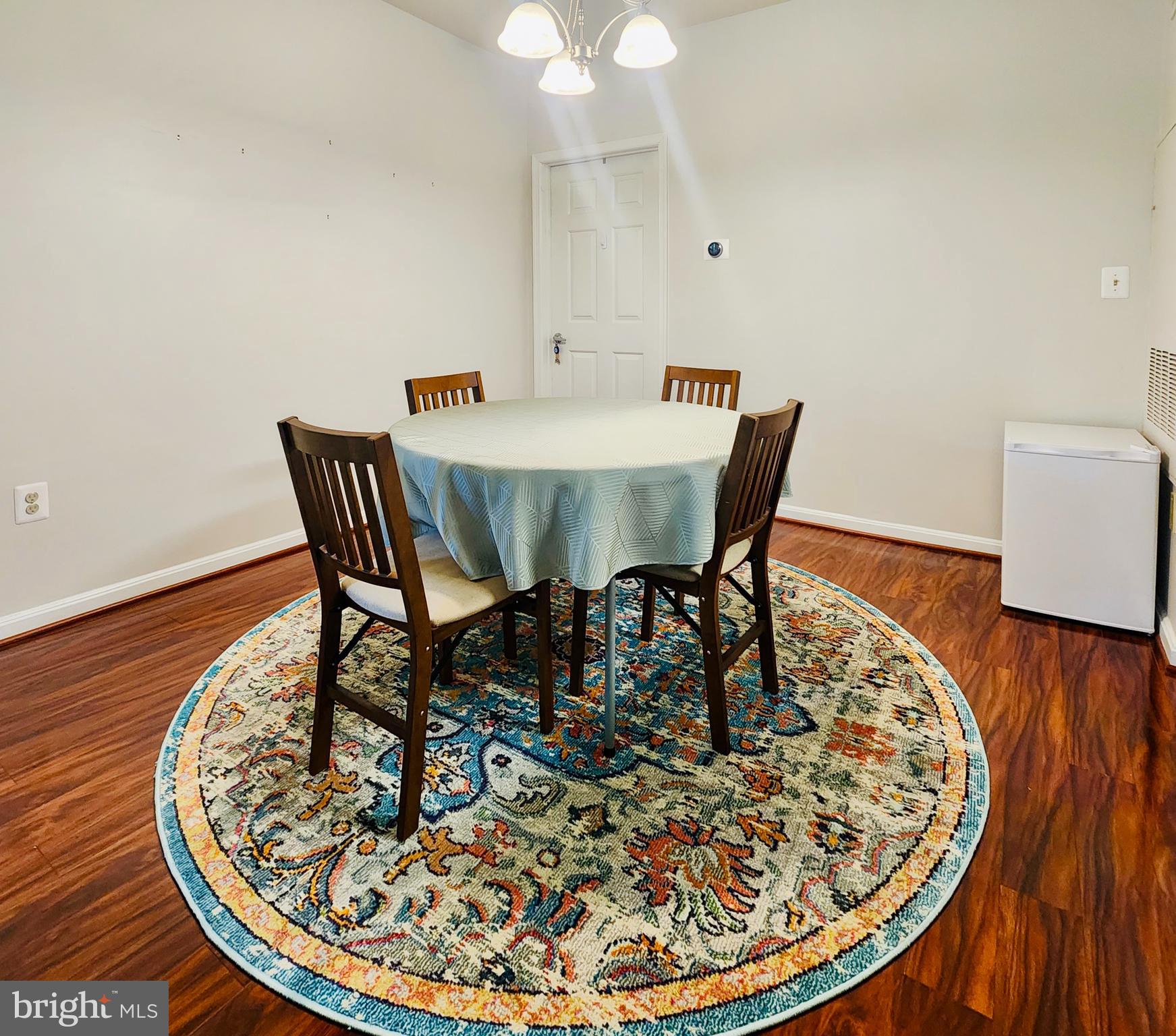 801 S GREENBRIER STREET 317