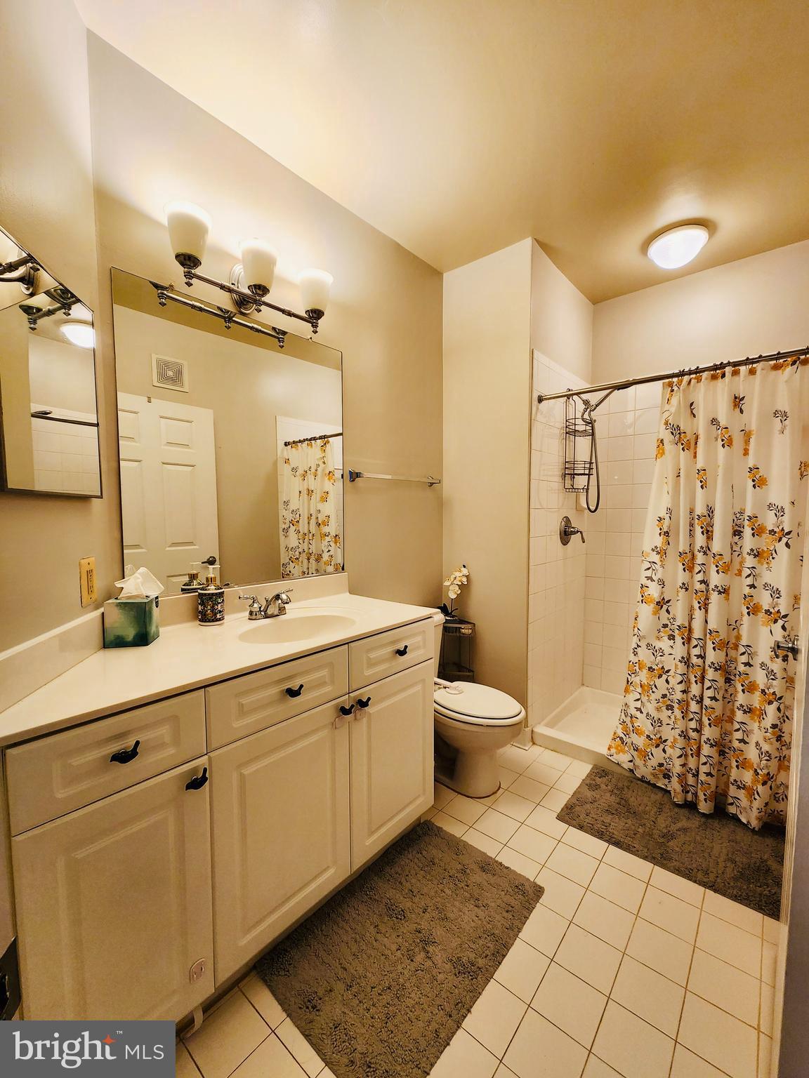801 S GREENBRIER STREET 317