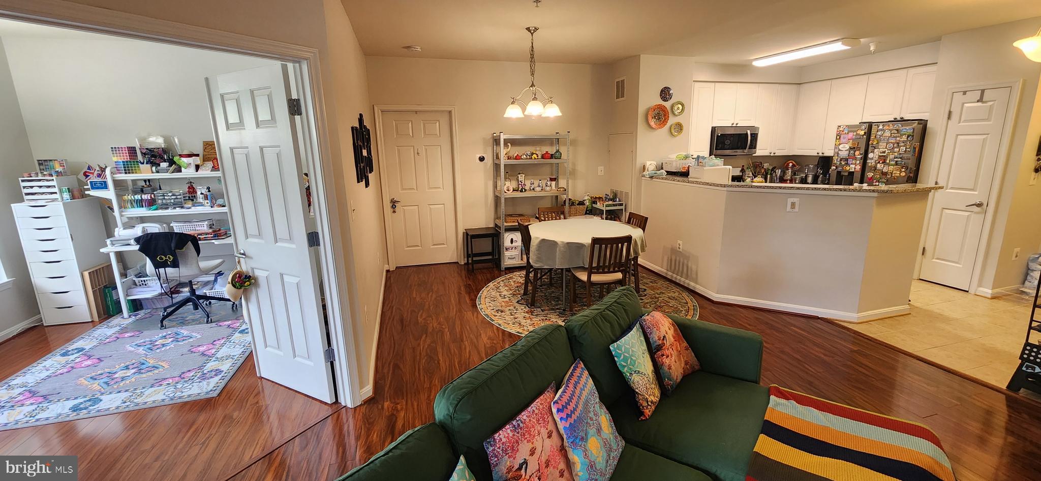 801 S GREENBRIER STREET 317