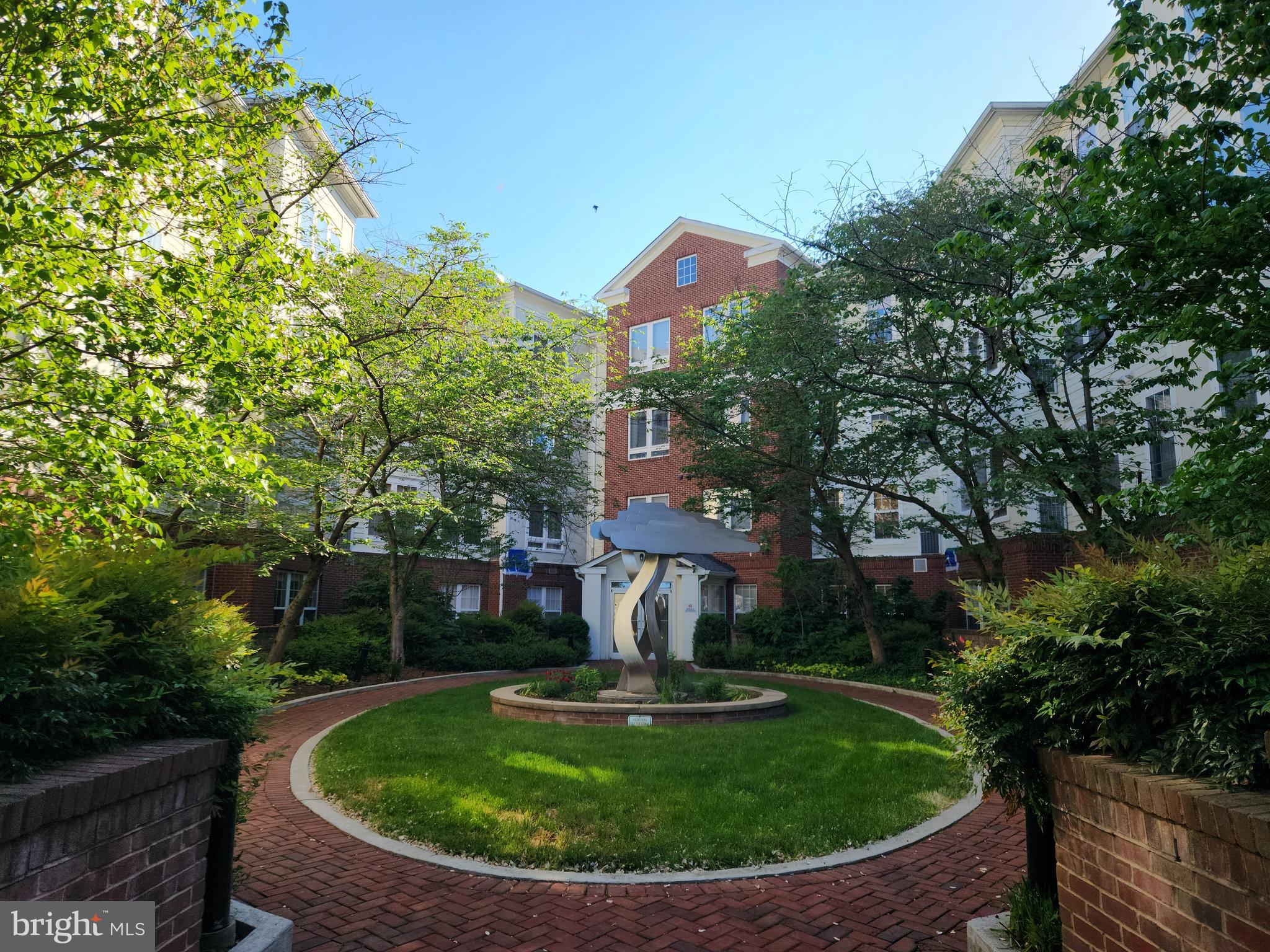 801 S GREENBRIER STREET 317