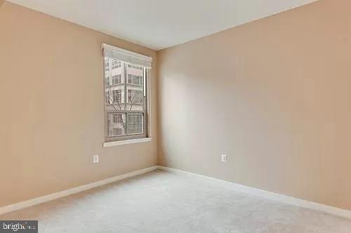 888 N QUINCY STREET 208