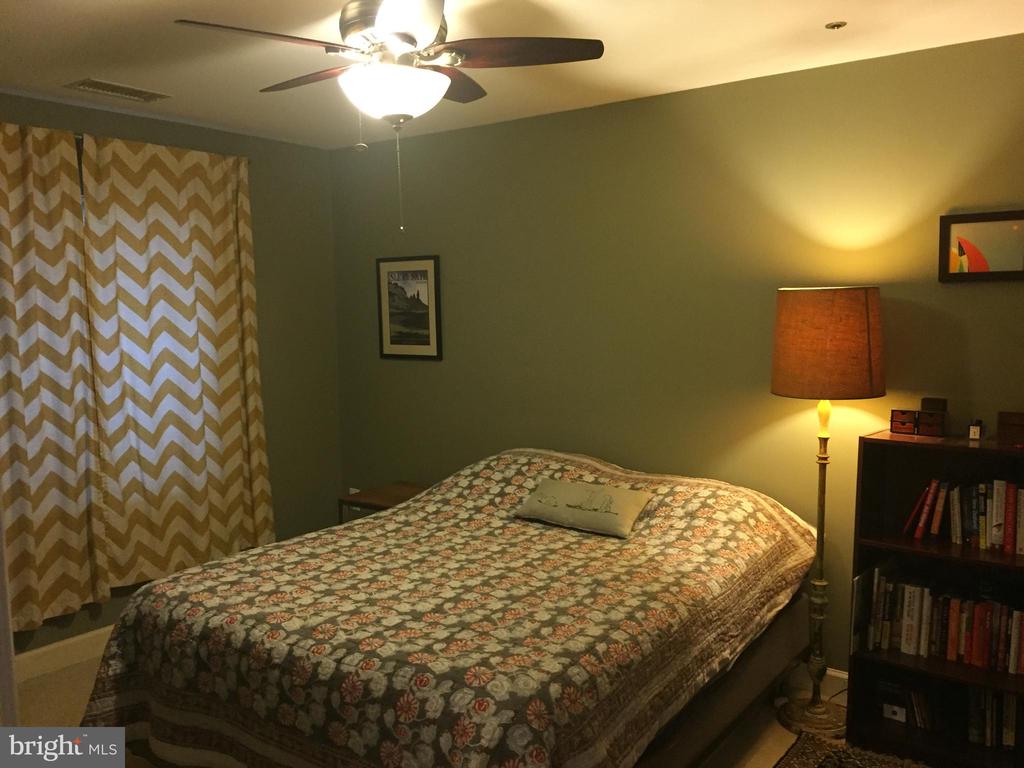 1050 N STUART STREET 124