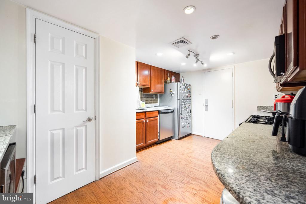 1515 S ARLINGTON RIDGE ROAD 303