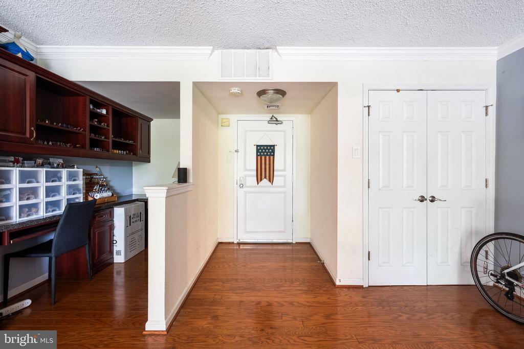 1515 S ARLINGTON RIDGE ROAD 303