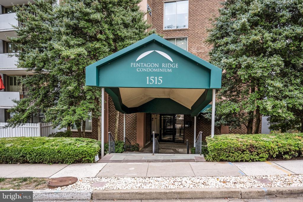 1515 S ARLINGTON RIDGE ROAD 303