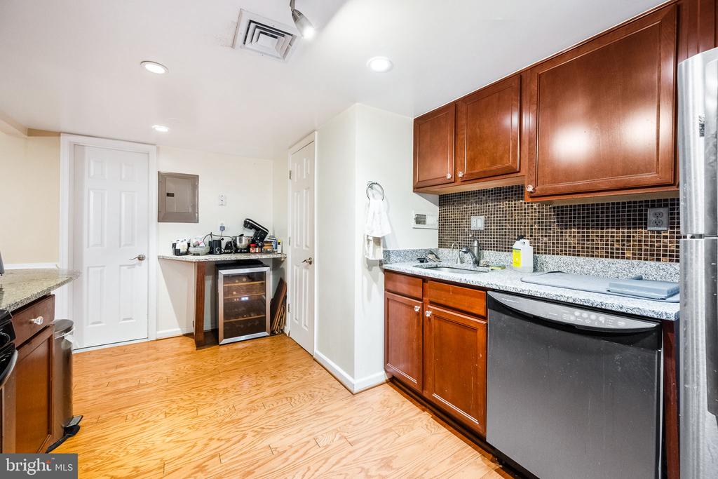 1515 S ARLINGTON RIDGE ROAD 303