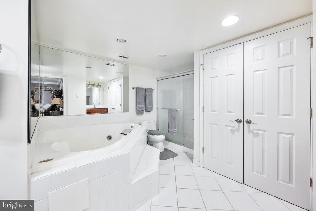 1515 S ARLINGTON RIDGE ROAD 303