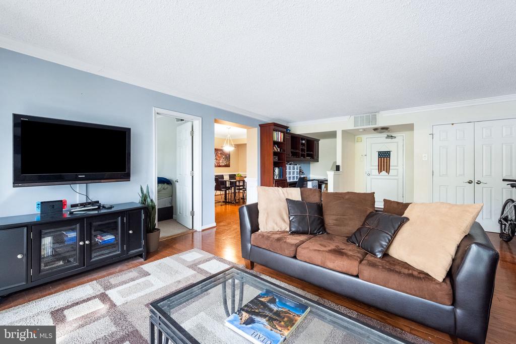 1515 S ARLINGTON RIDGE ROAD 303