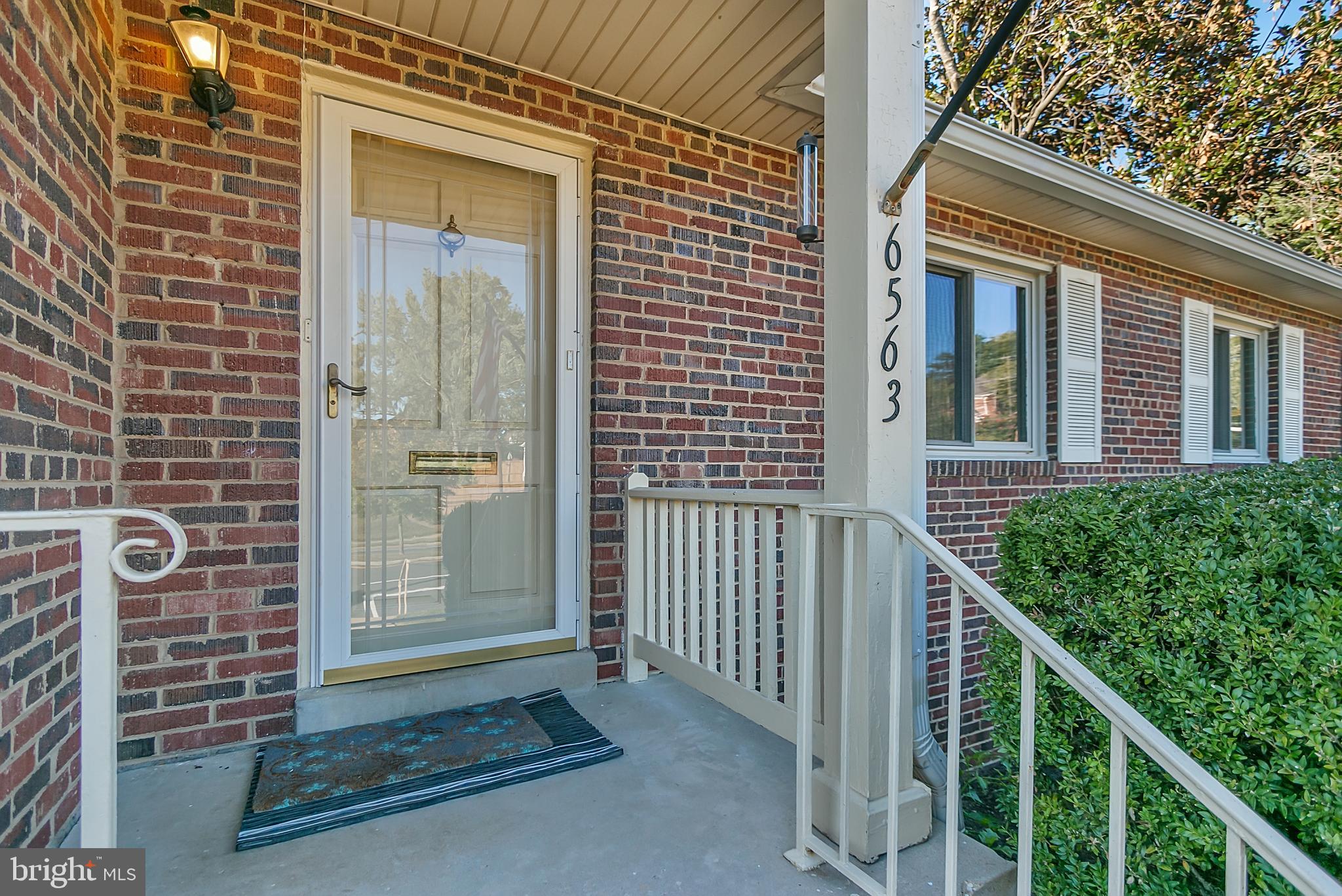 6563 WILLIAMSBURG BOULEVARD