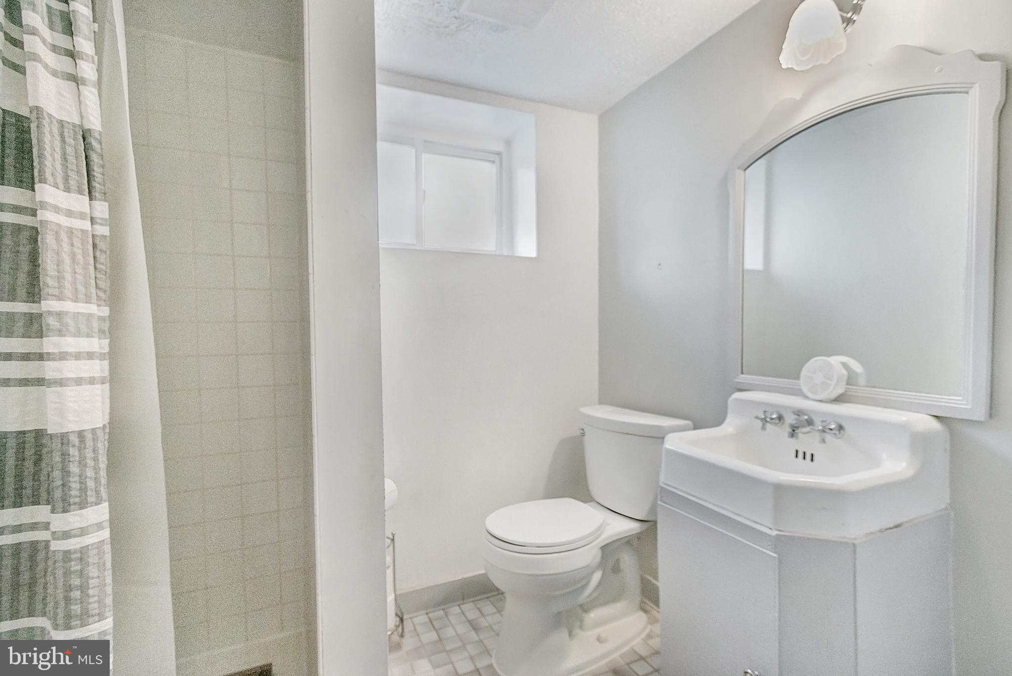 6563 WILLIAMSBURG BOULEVARD