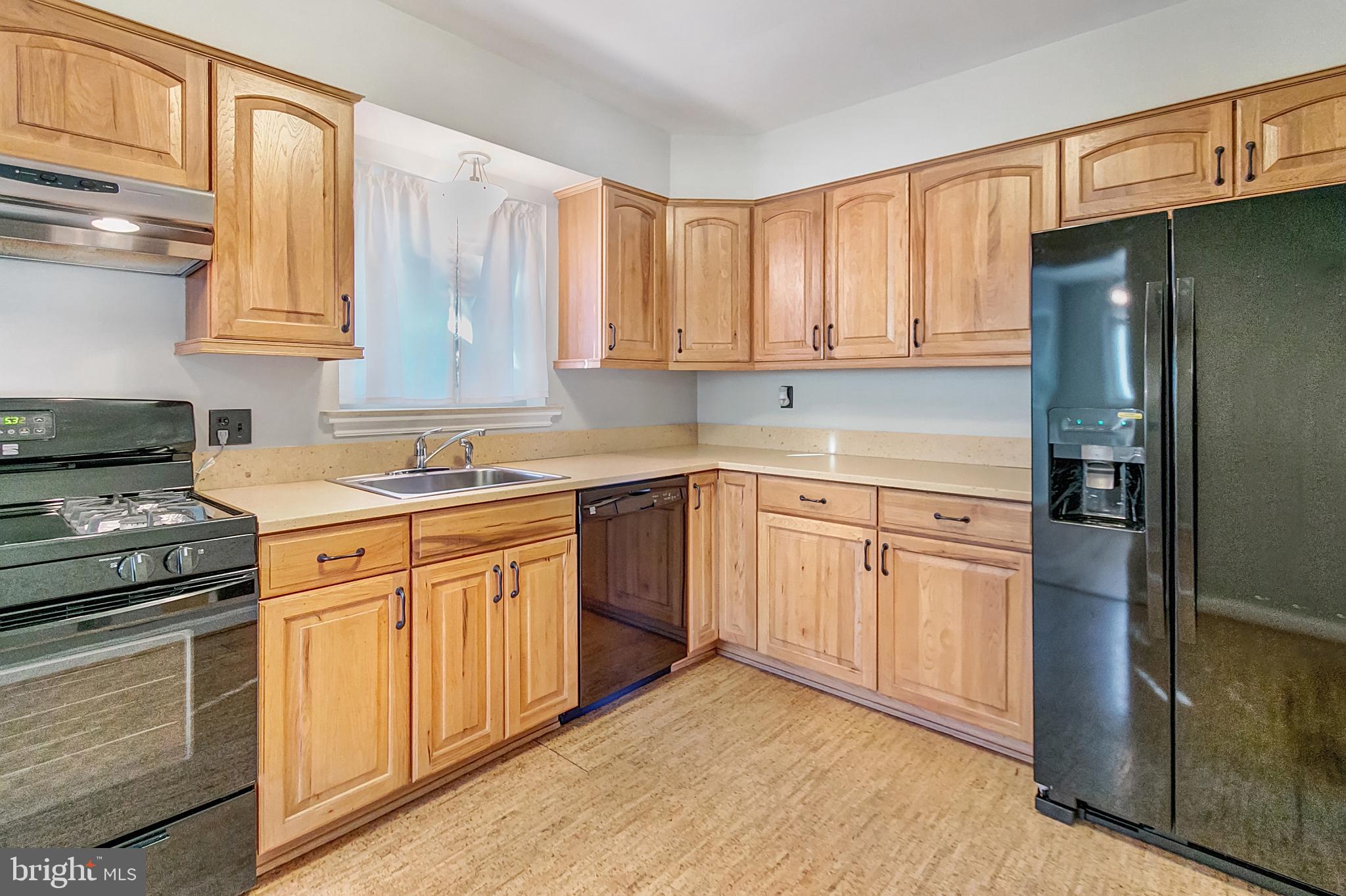 6563 WILLIAMSBURG BOULEVARD