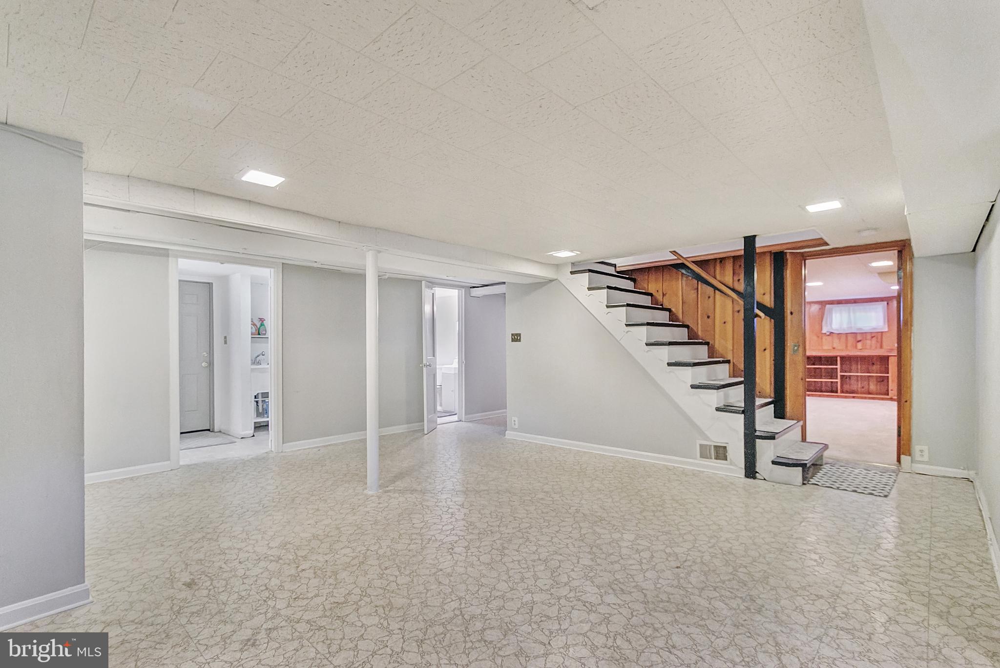 6563 WILLIAMSBURG BOULEVARD