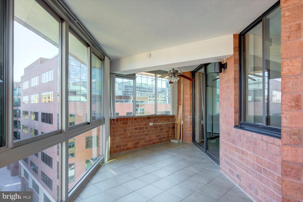 1001 N VERMONT STREET 810