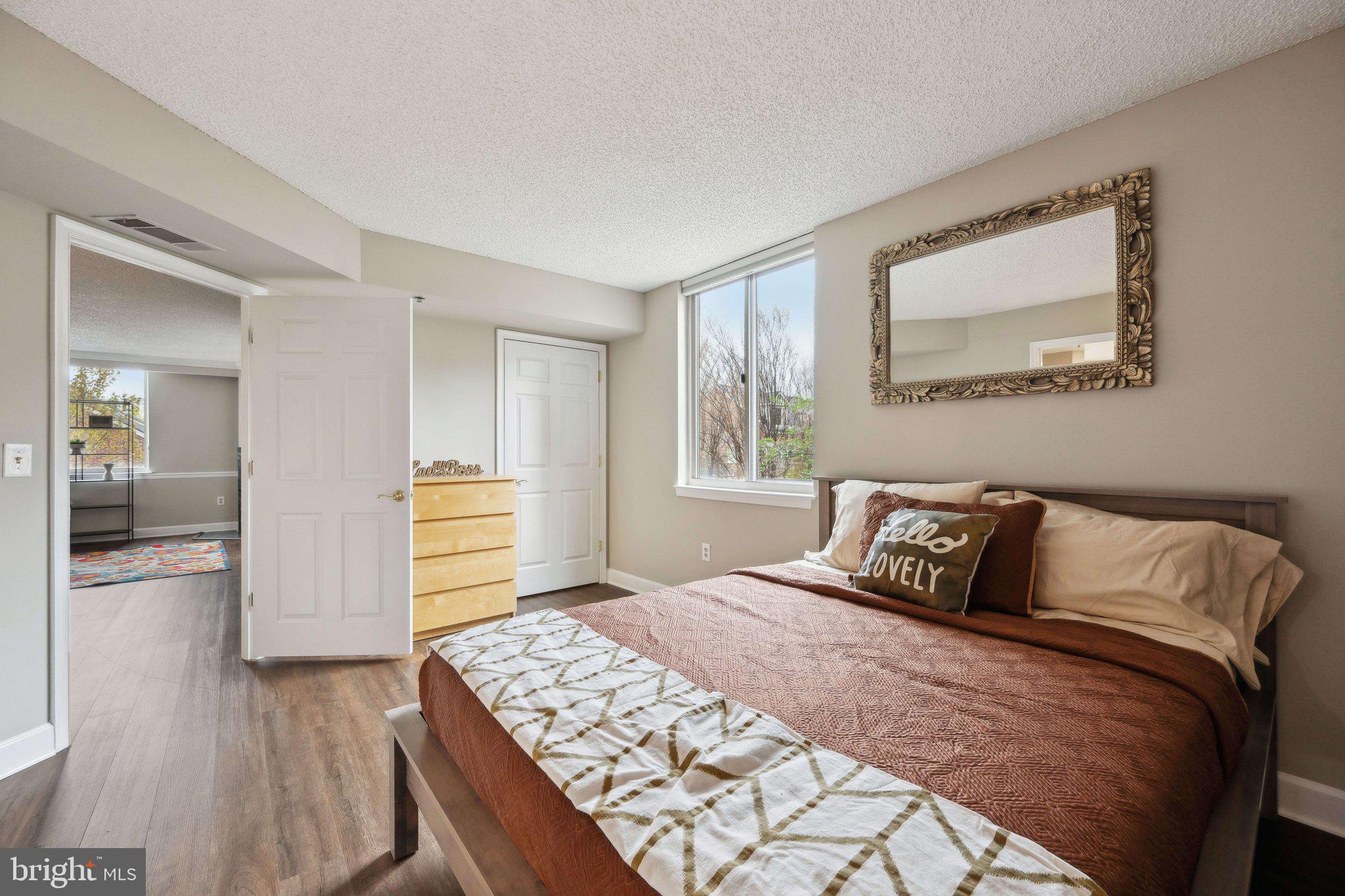 1276 N WAYNE STREET 320