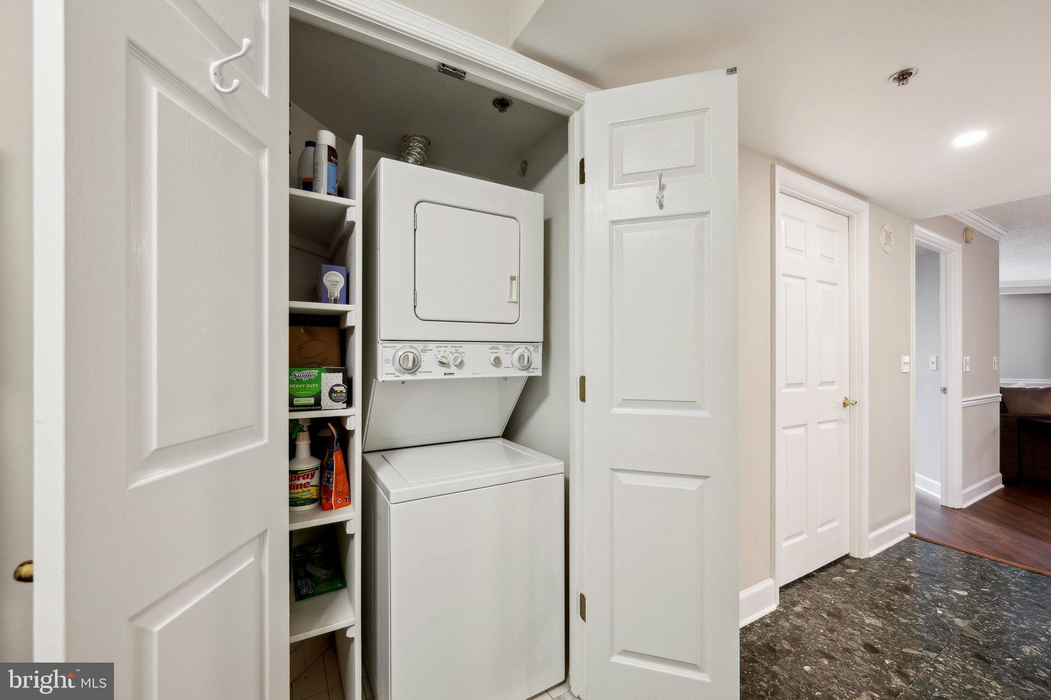 1276 N WAYNE STREET 320