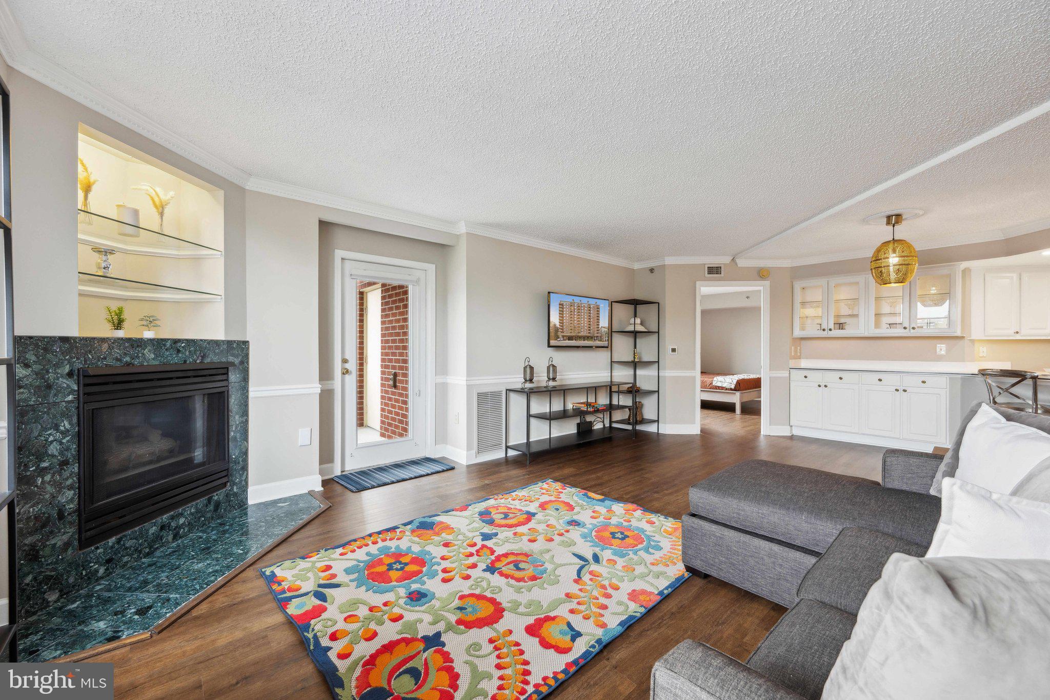 1276 N WAYNE STREET 320