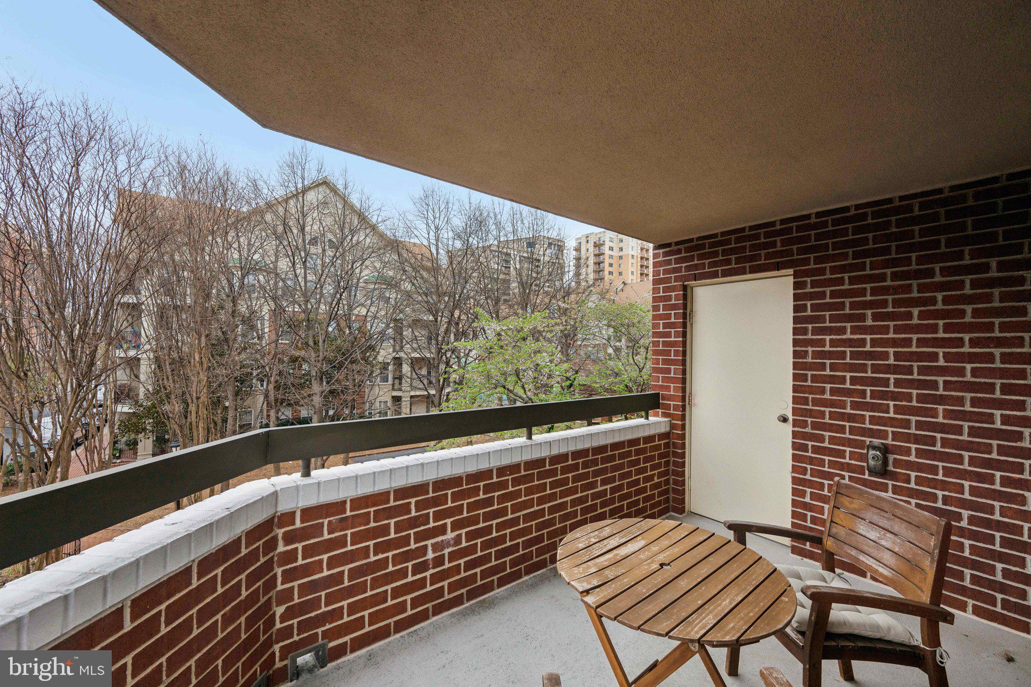 1276 N WAYNE STREET 320