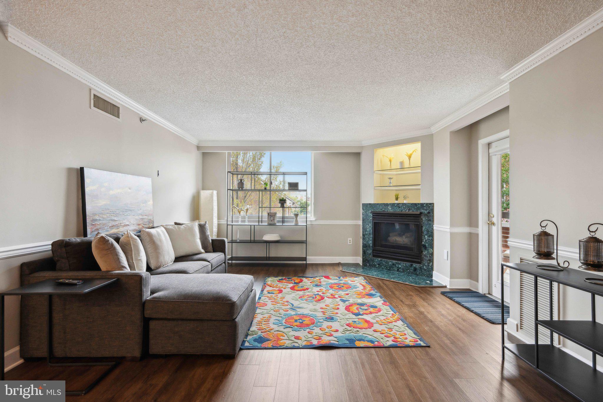 1276 N WAYNE STREET 320