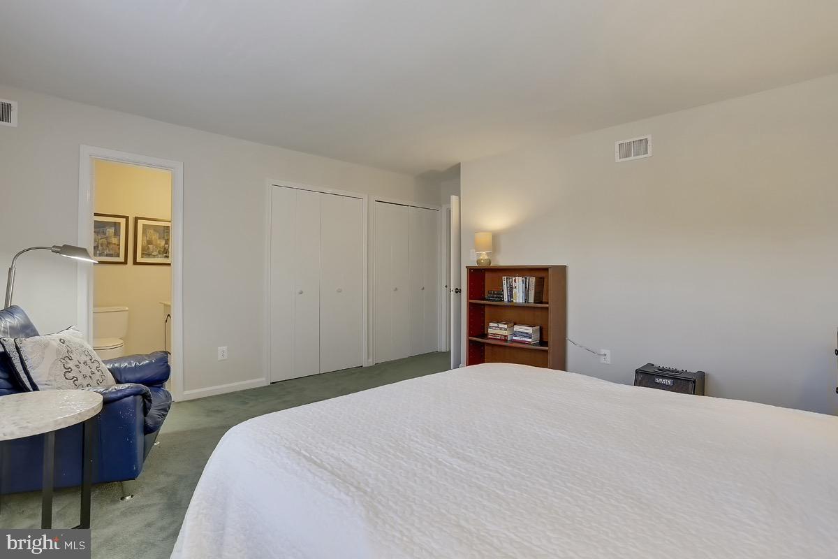 2220 N TUCKAHOE STREET