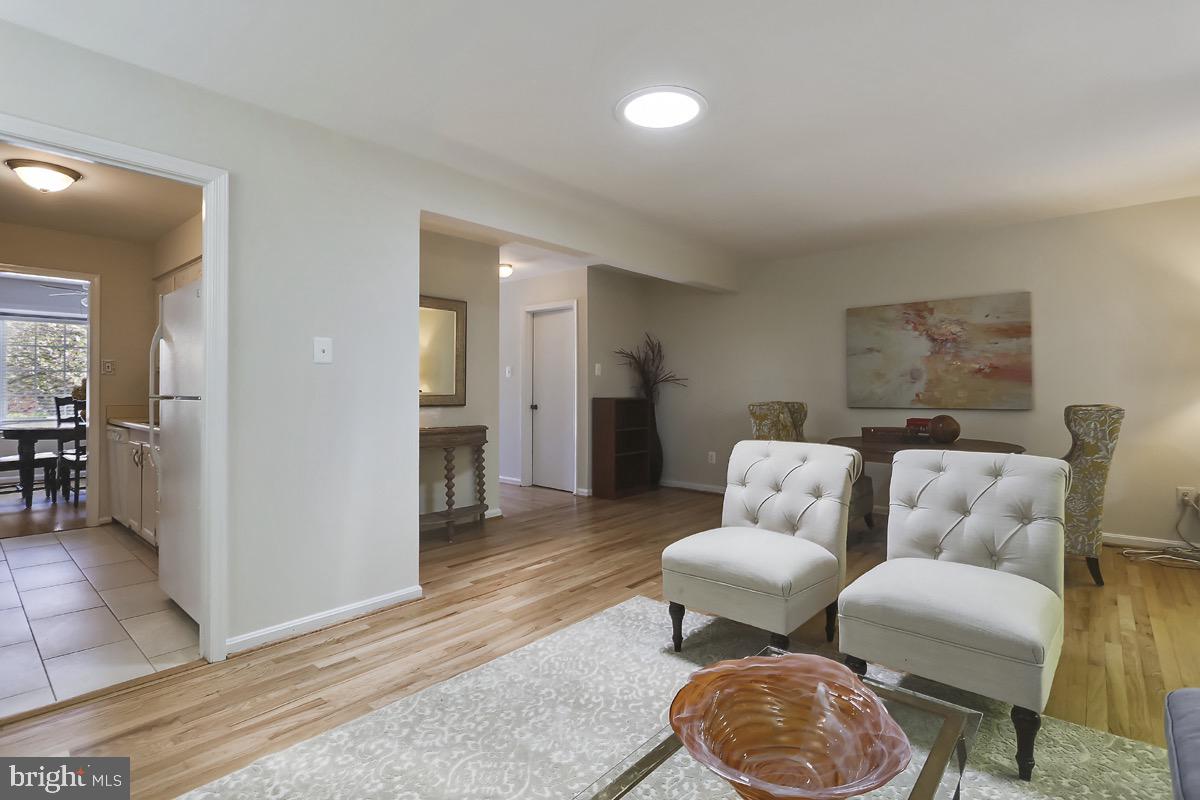 2220 N TUCKAHOE STREET