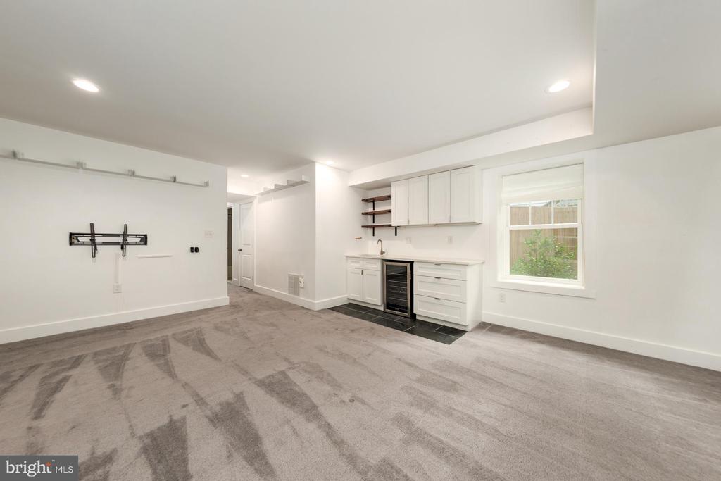 3726 18TH STREET N