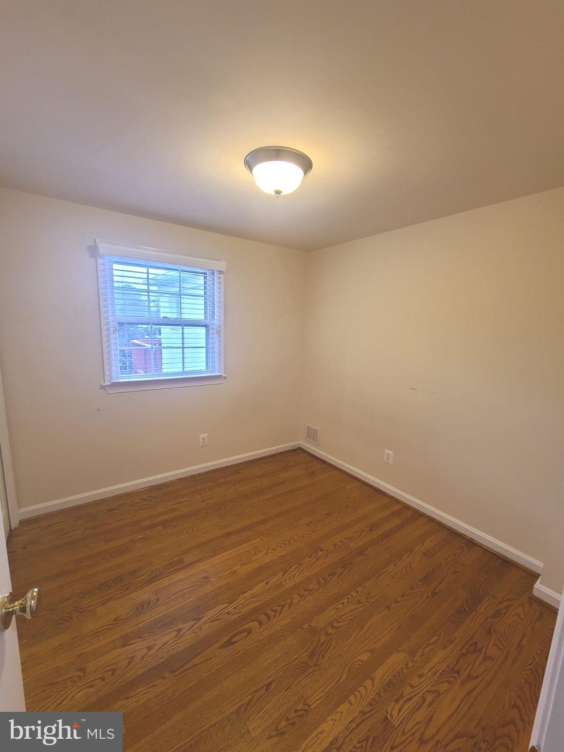 1920 N KENILWORTH STREET