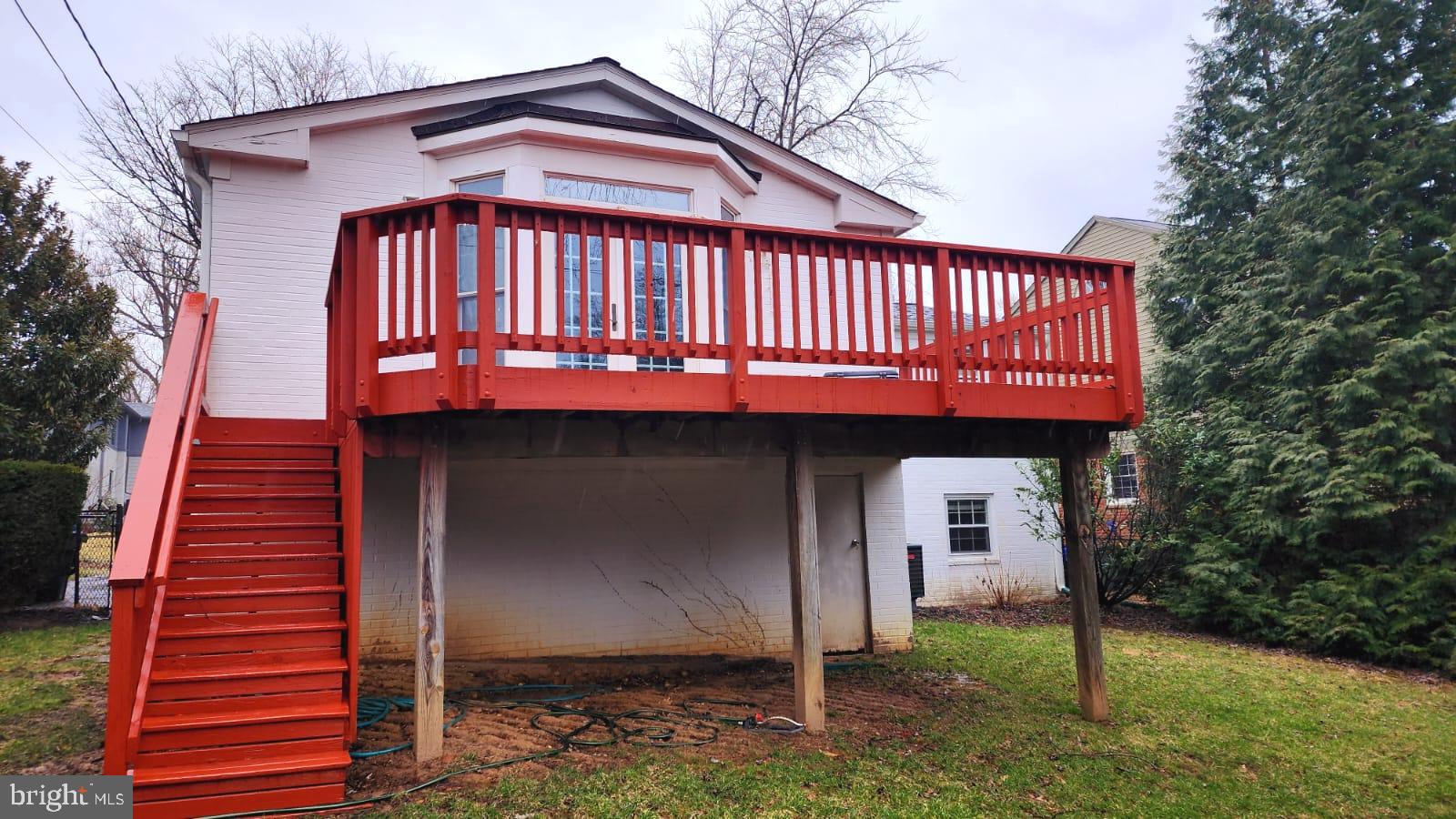 1920 N KENILWORTH STREET