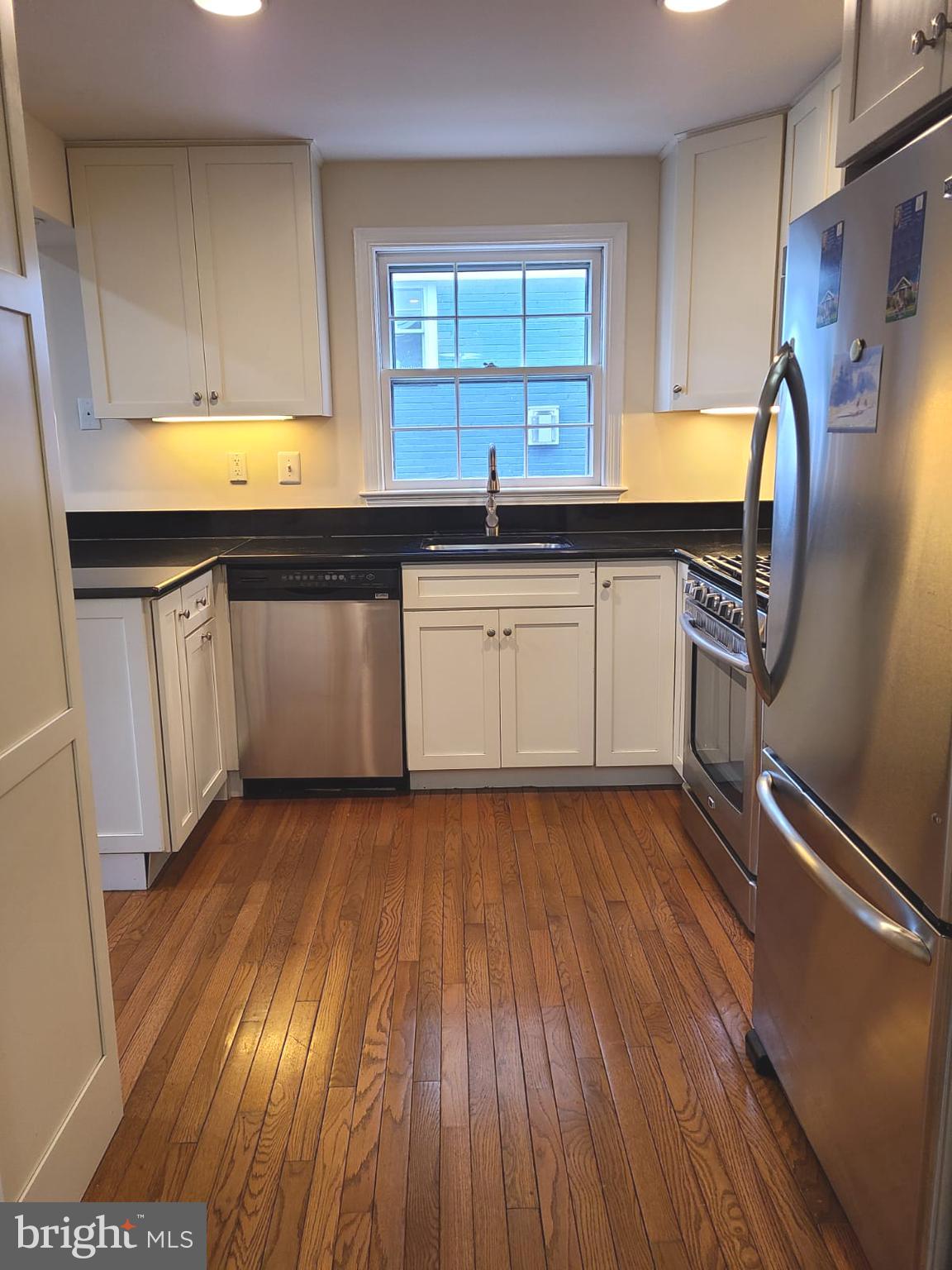 1920 N KENILWORTH STREET