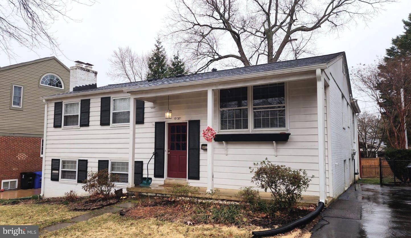 1920 N KENILWORTH STREET