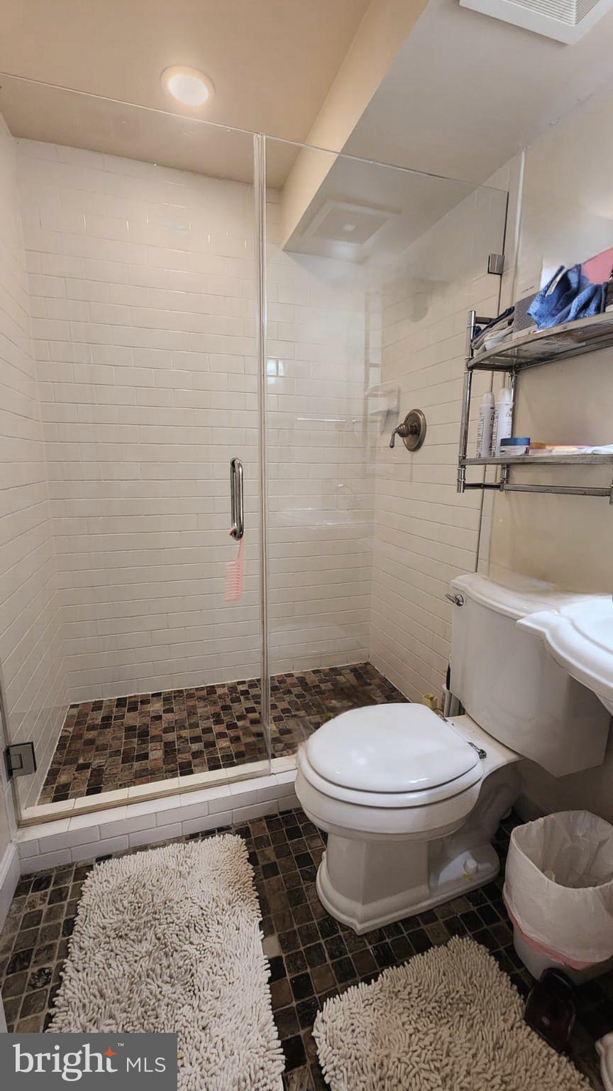 1920 N KENILWORTH STREET