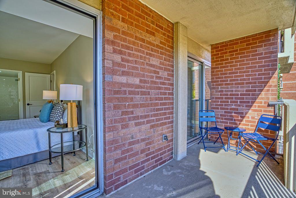 1300 ARMY NAVY DRIVE 322