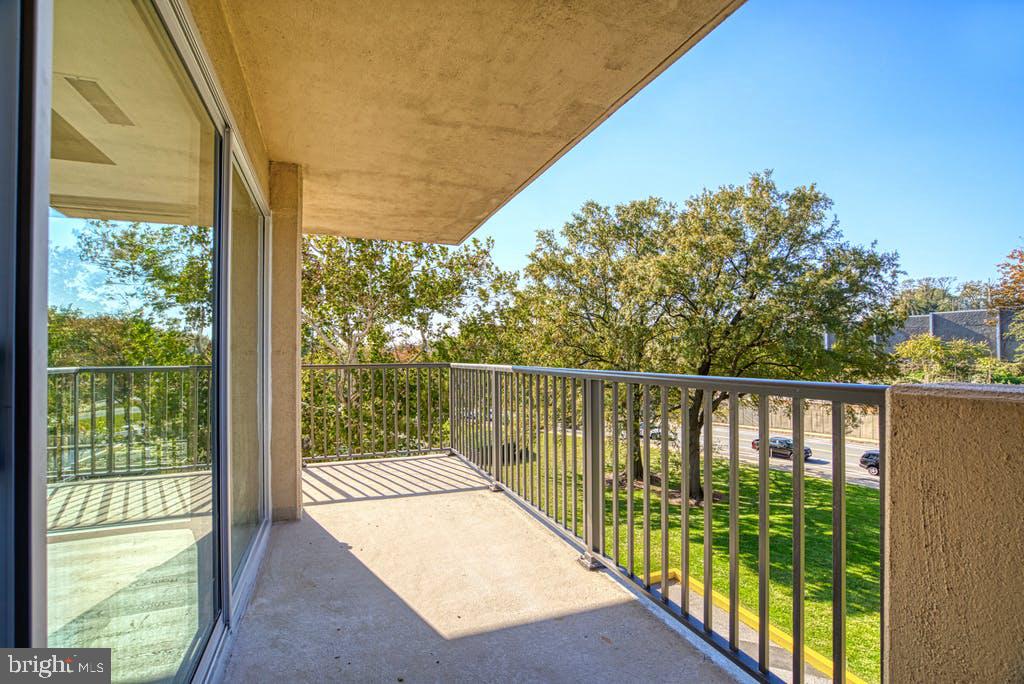 1300 ARMY NAVY DRIVE 322