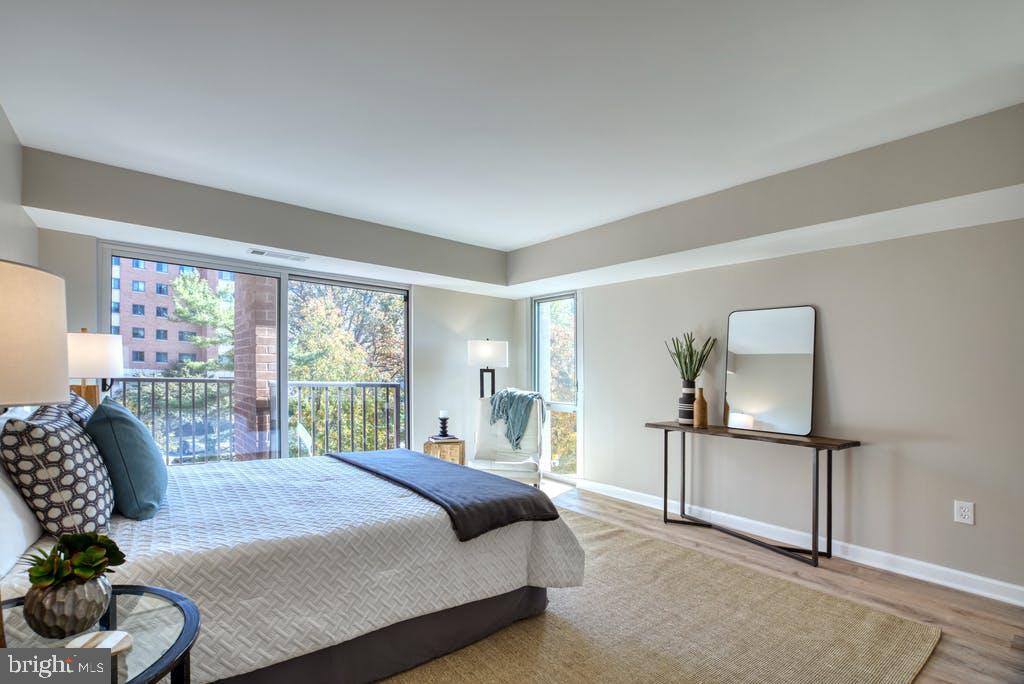 1300 ARMY NAVY DRIVE 322