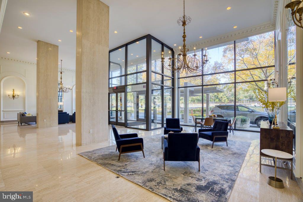 1300 ARMY NAVY DRIVE 322
